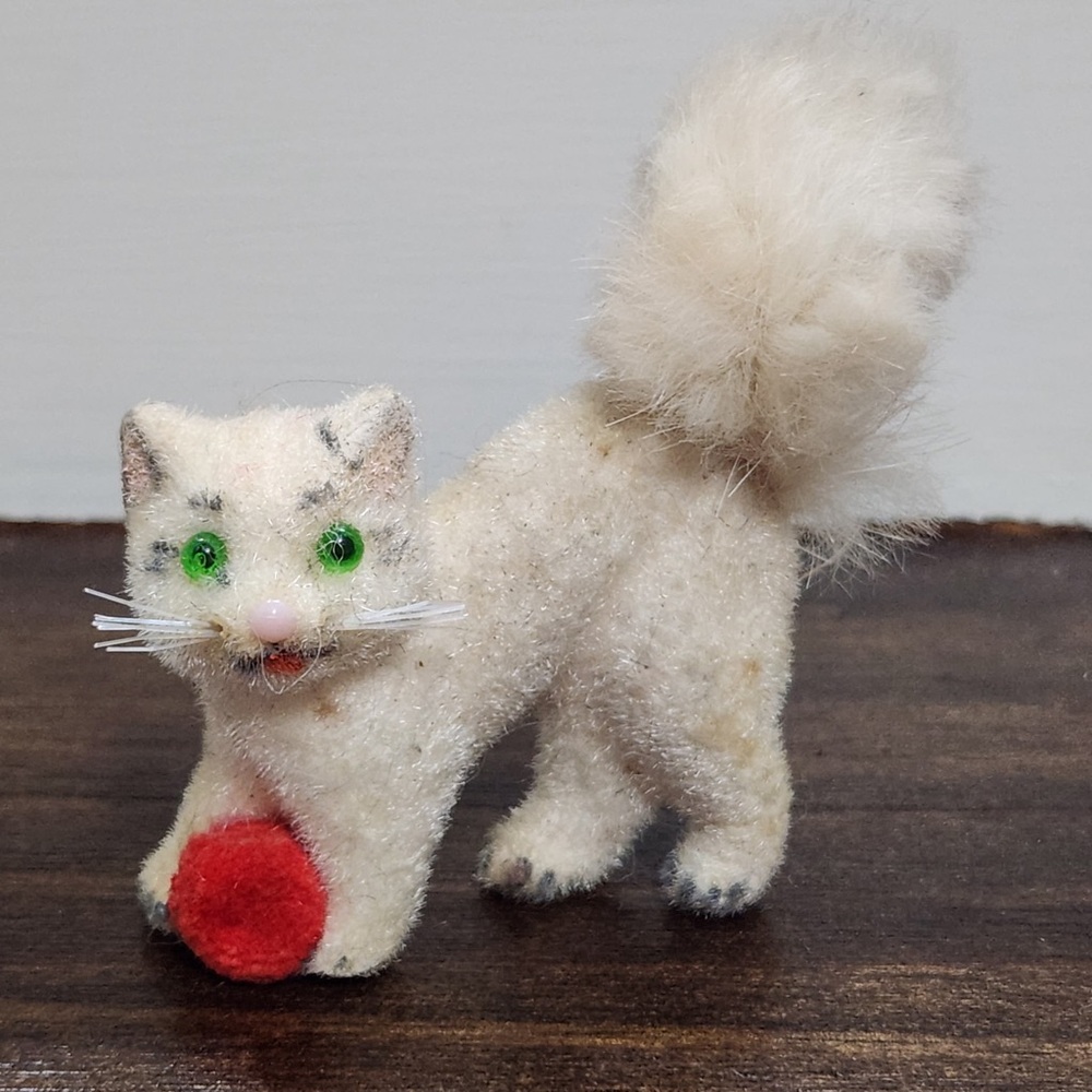 Vintage Handwork Kunstlerschultz West Germany Flocked White Cat with Green Eyes